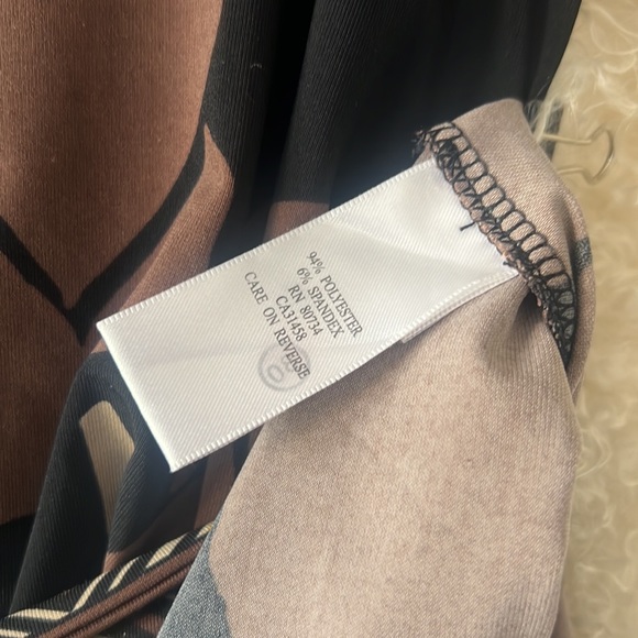 BCBG MaxAzria V-Neck Blouse, Size M - Picture 6 of 7